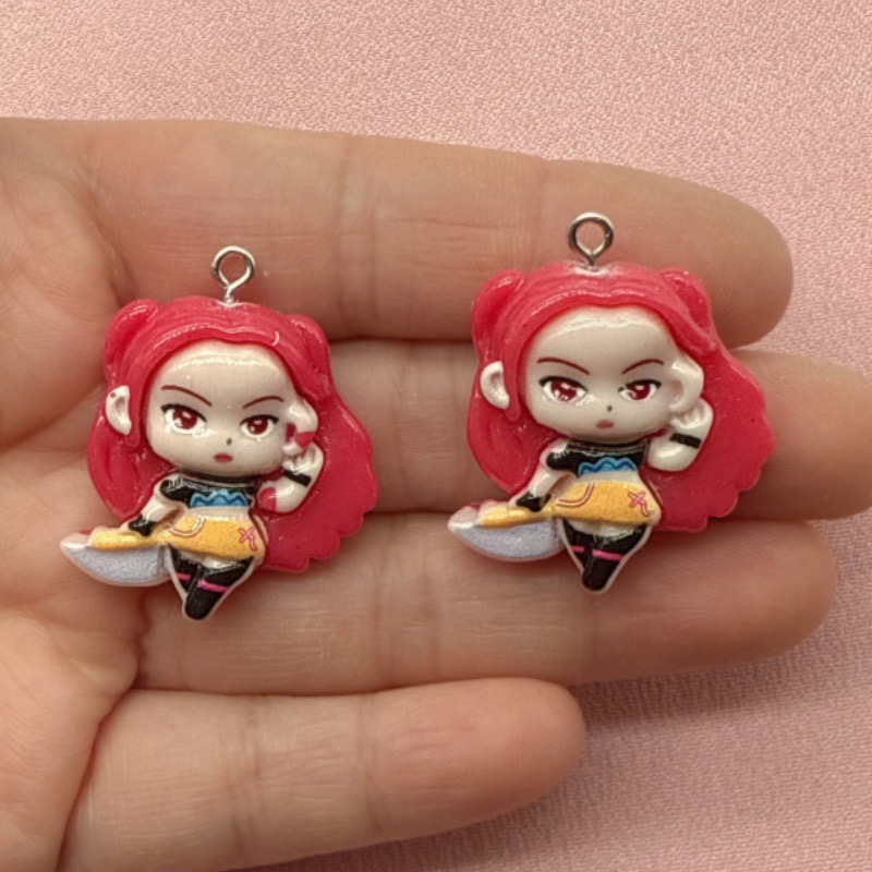 10pcs resin cartoon pendant, D - Party Games Spy 评论和价格