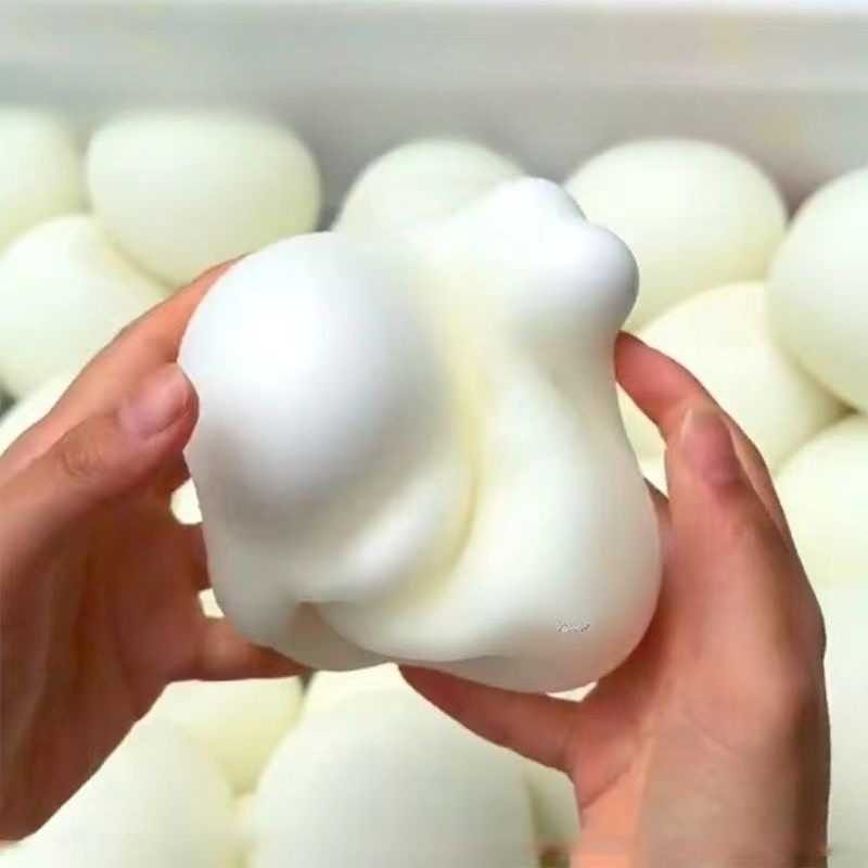 Big Squishy Bread Stress Ball  - Party Games Spy 评论和价格